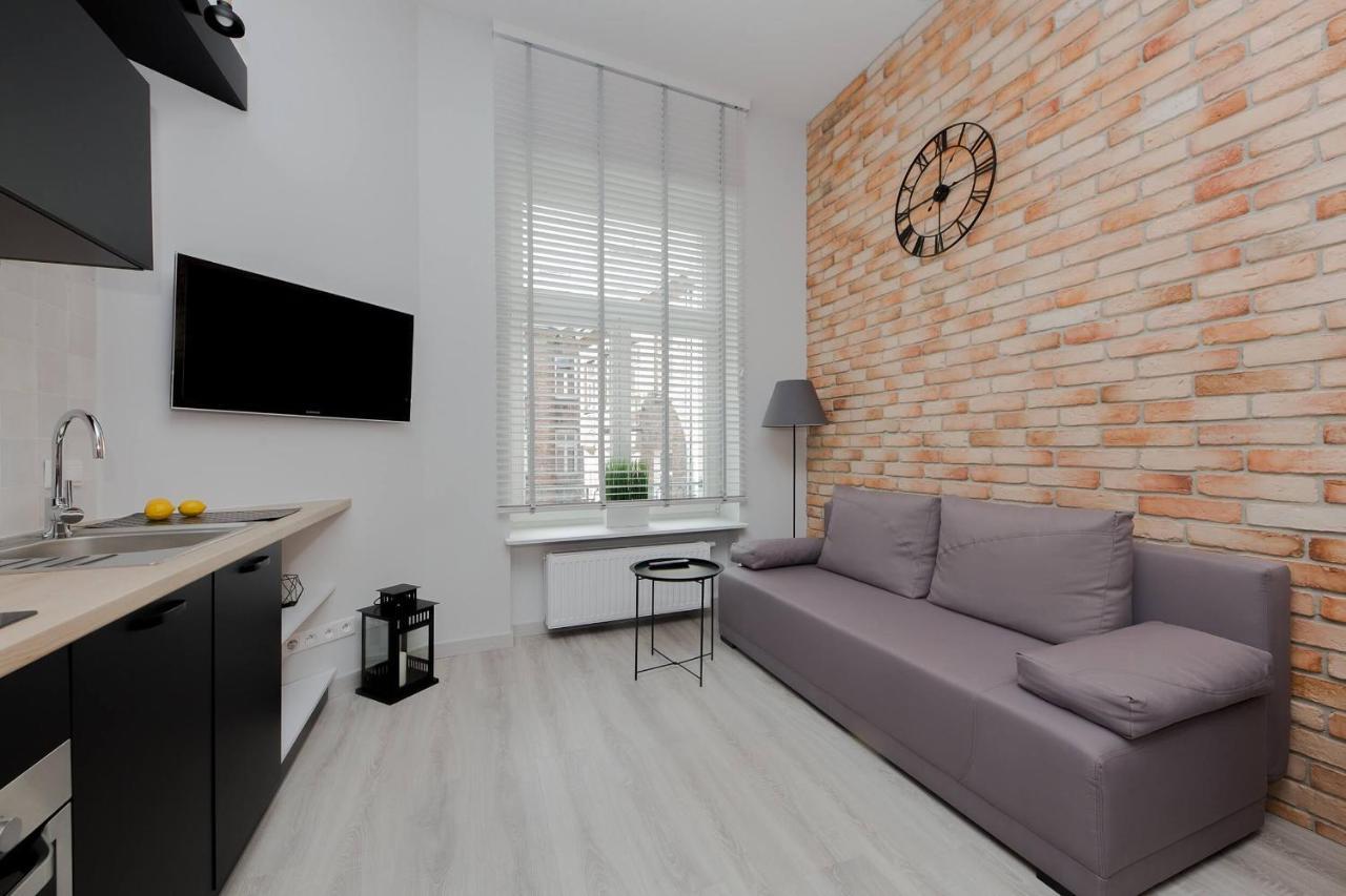 4 Eco Apart Chateau Jagiellonska 22 Warszawa Old Town Exterior foto